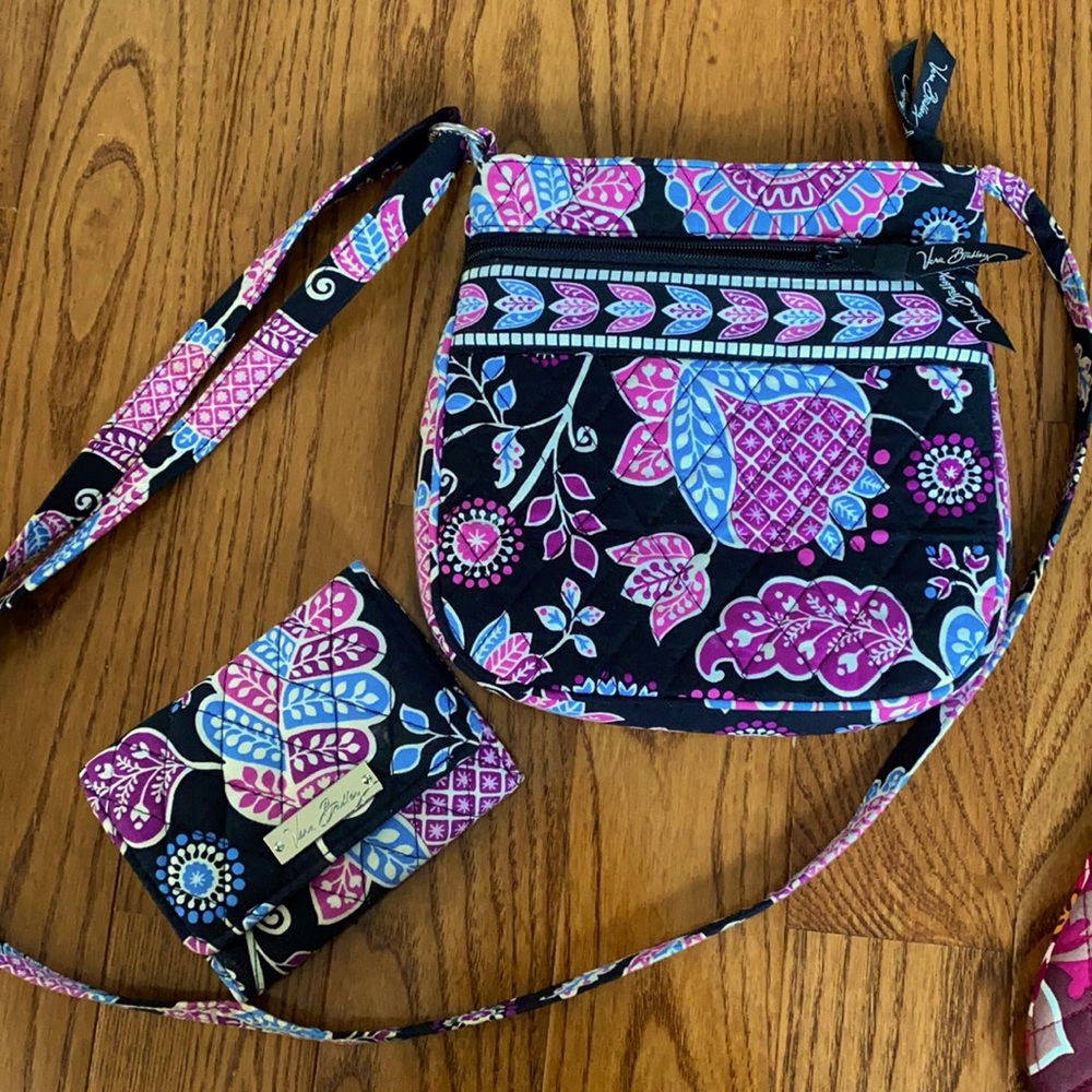 Vera Bradley purse and wallet like new